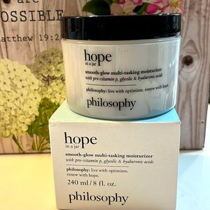 Philosophy Hope in a jar. Smooth-glow multi tasking moisturizer 8 fl oz